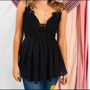 🦄 2 X’s Host Pick 🦄 Sultry Siren Tank Top